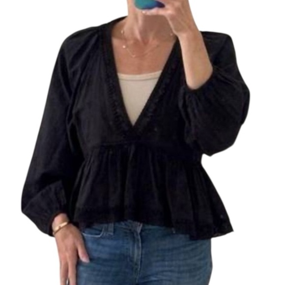 🌹SUNDAY BEST CROP EMBROIDERED TOP - Picture 1 of 9